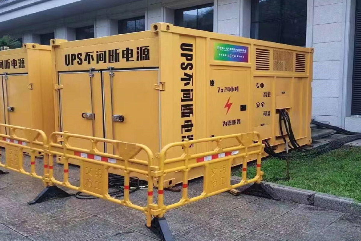 乌烈镇发电机租赁施工现场